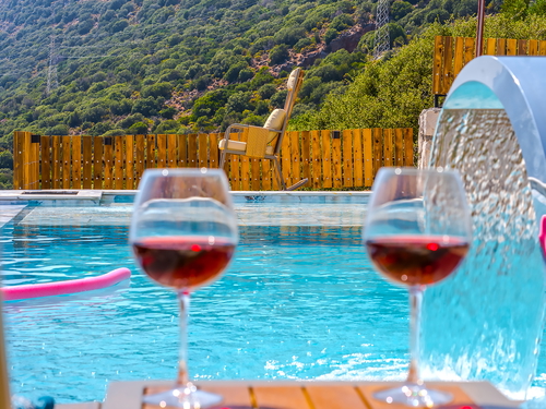  gece  -  Kasım
  | Kaş Yeniköy’de Deniz Manzaralı, Jakuzili Balayı ve Aile Villası – 4 Kişilik Tatil İçin İdeal Seçim